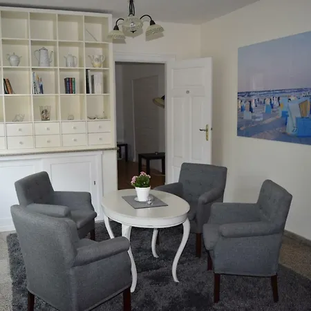 펜션 Alte Landbackerei Borby 엑케른포르데